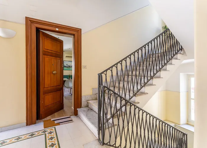 Iflat Retro Style Near The Vatican Apartment Rom